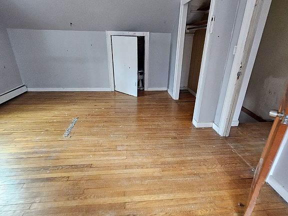 4th image of 33 Hudson Rd