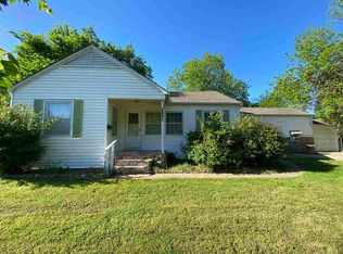 1220 E Broadway St, Cushing, OK 74023