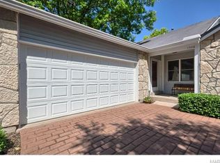 1548 Charlemont Dr, Chesterfield, MO 63017