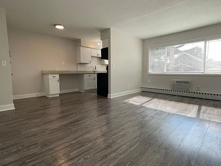 639 23rd Ave NE #25 — Photo 32