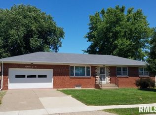 1806 W 36th St, Davenport, IA 52806