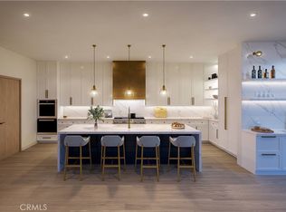 4281 Uptown Newport Dr #3, Newport Beach, CA 92660