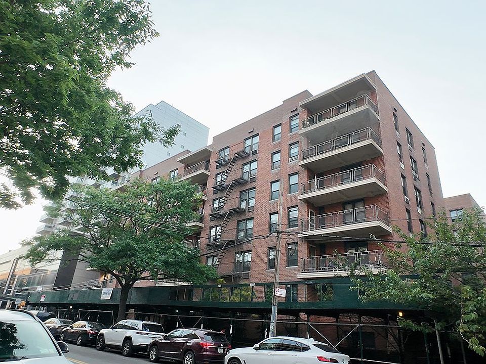 1st image of 13705 Franklin Ave APT 2H