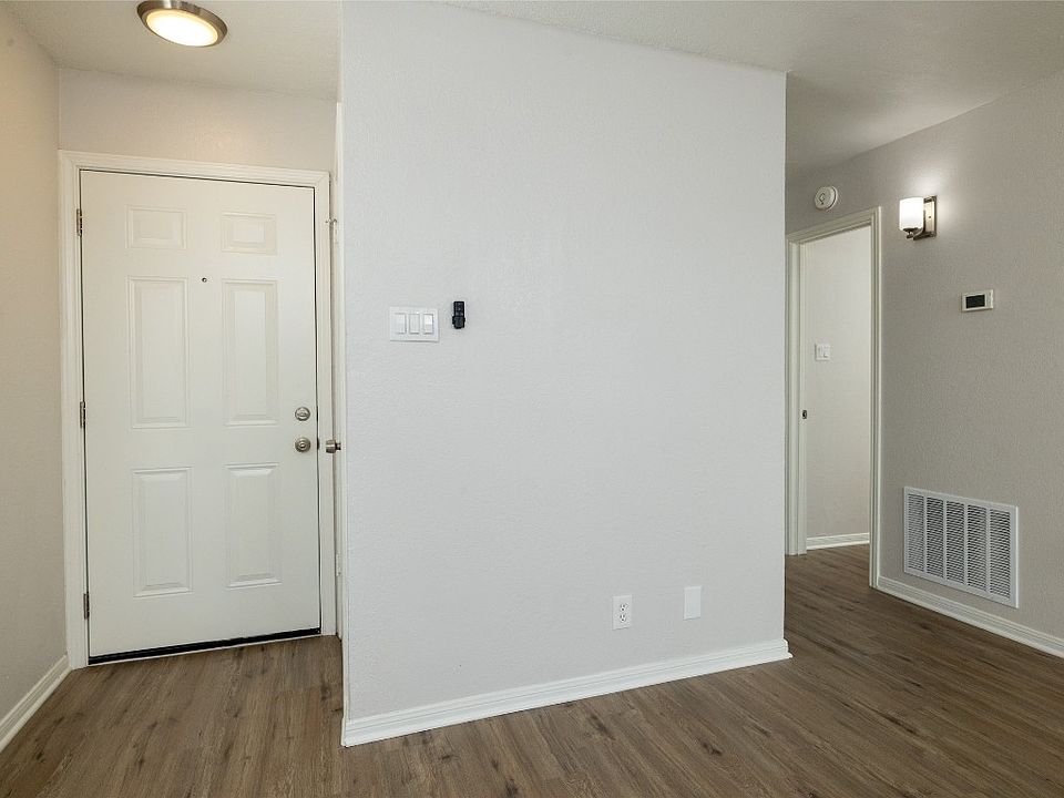 Cloisters Condominiums Arlington, TX Zillow