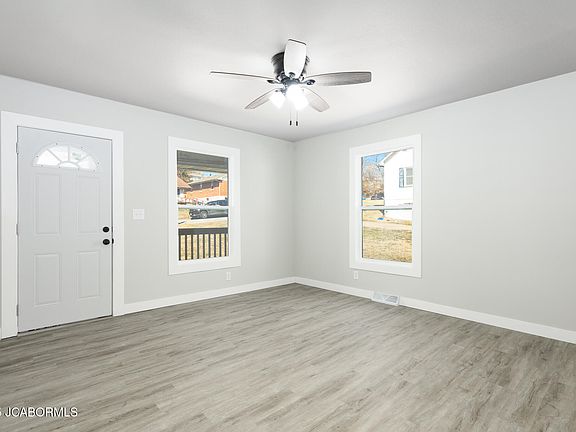 2nd image of 108 McKinley St