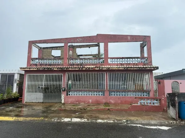 Urb Levittown Lakes Cn 3 Calle Dr, Toa Baja, PR 00949