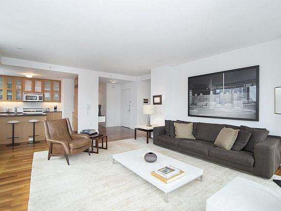 3rd image of 200 W End Ave APT 19A