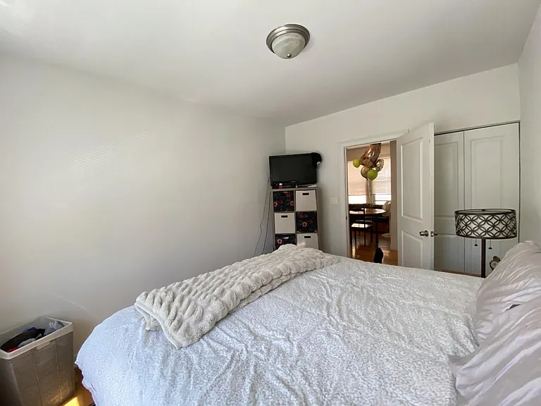 1904 W Farwell Ave #2 — Photo 10
