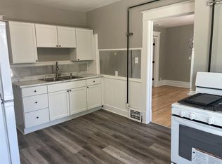 322 Broad St #A, Oshkosh, WI 54901