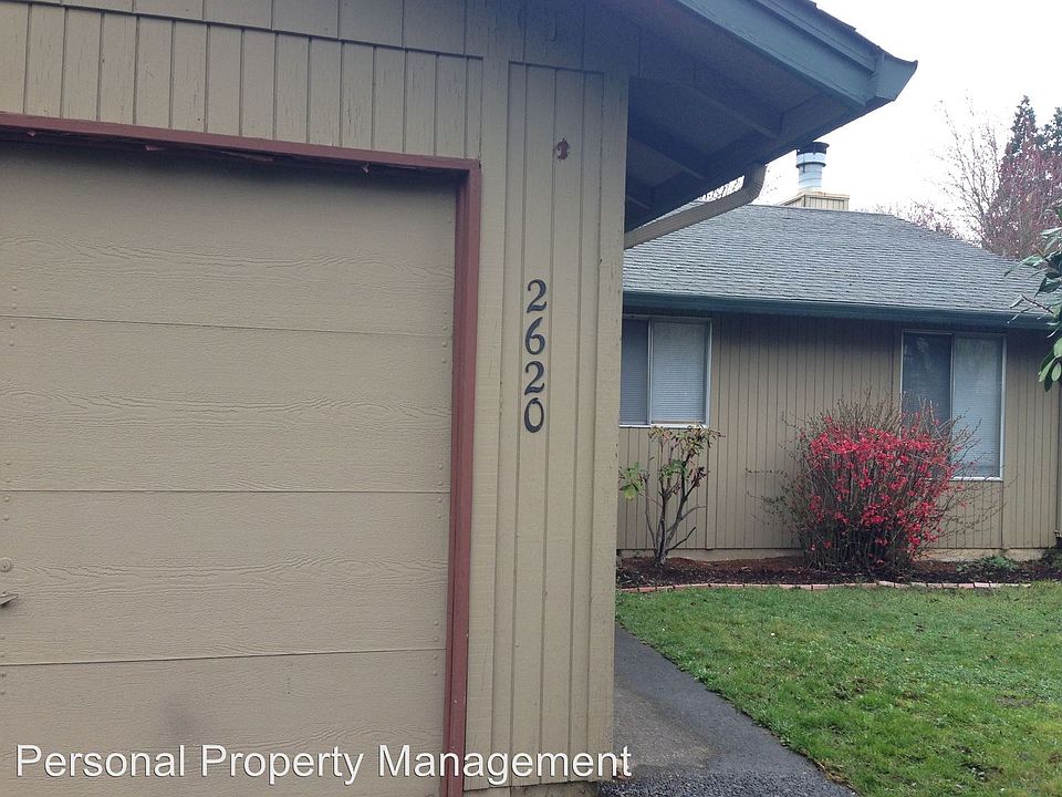 2nd image of 2620 E 13th St