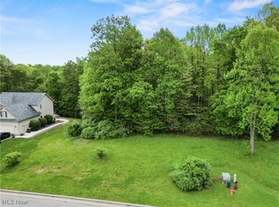 5358 Clingan Trails Blvd, Struthers, OH 44471