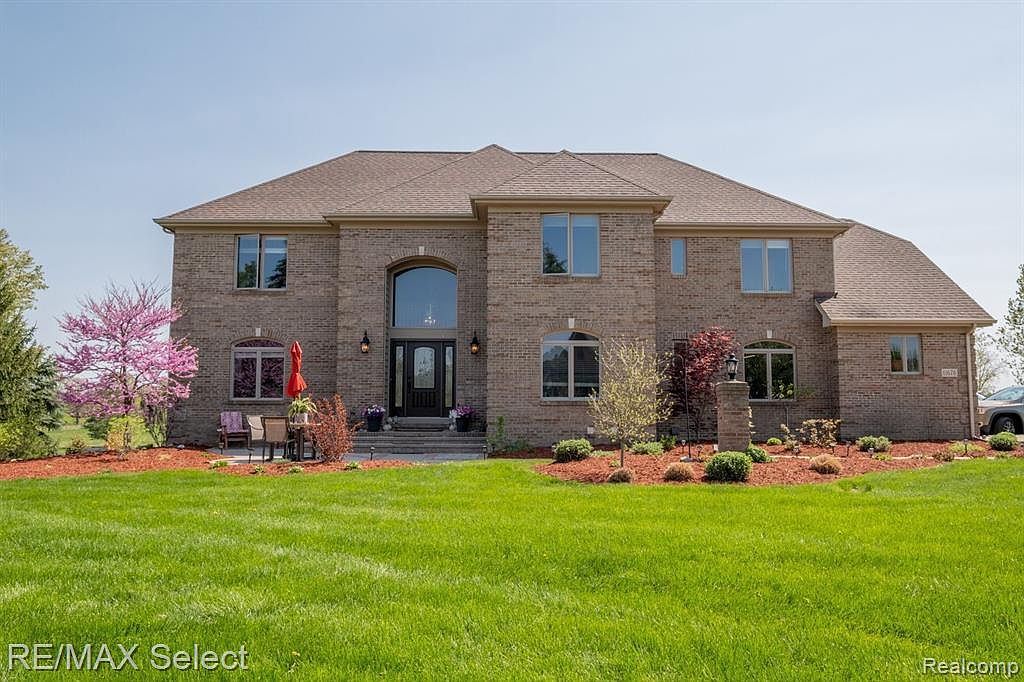 11676 Kings Colony, Grand Blanc, MI 48439 MLS 20230036202 Zillow