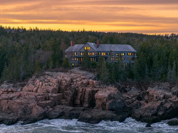 93 Cooksey Drive, Mount Desert, ME 04660