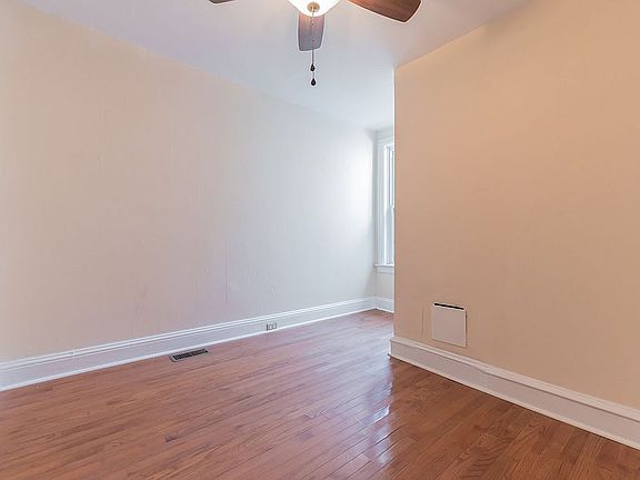 5th image of 2604 Catharine St