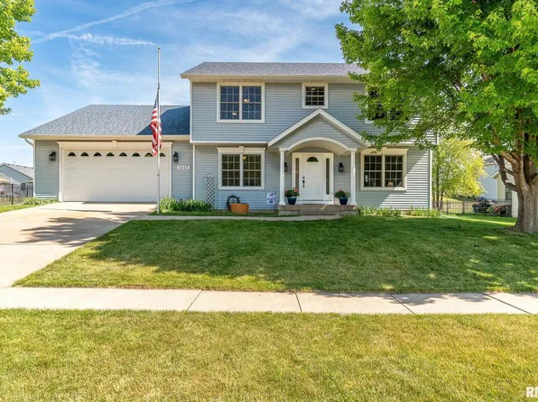 1410 W 61st St, Davenport, IA 52806