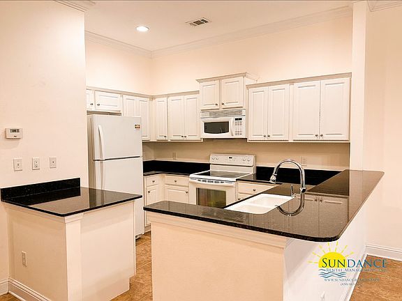 5th image of 167 Brooks St #302