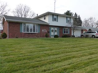 2318 Kneer Dr, Toledo, OH 43614