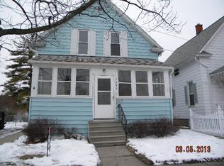 1202 S Jackson St, Bay City, MI 48708