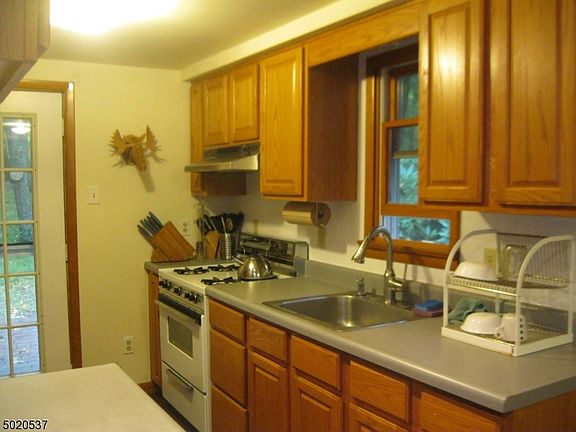 5th image of 49 Blackford Rd