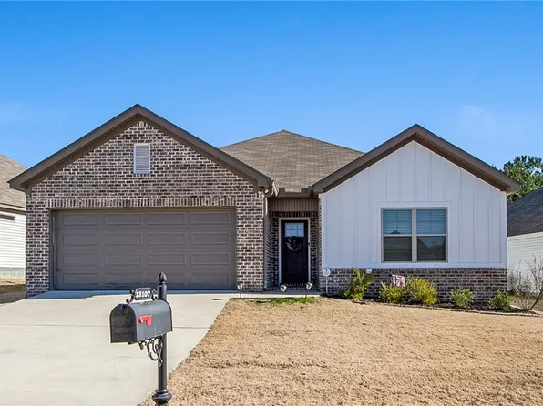 13107 Garden Creek Ln, Northport, AL 35473