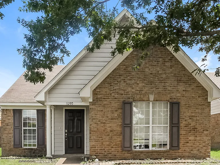 5290 Kristy Ln — Photo 1