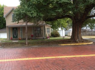 810 N State St, Augusta, KS 67010