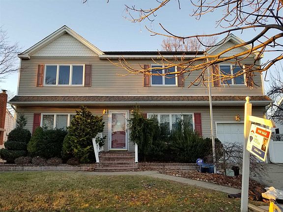 2nd image of 1739 Midland Dr