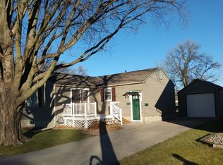 330 W 11th St, Garner, IA 50438