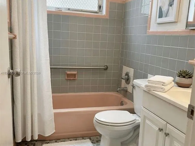 934 Meridian Ave #7 — Photo 3