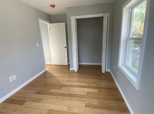 34 Myrtle St, Chicopee, MA 01013