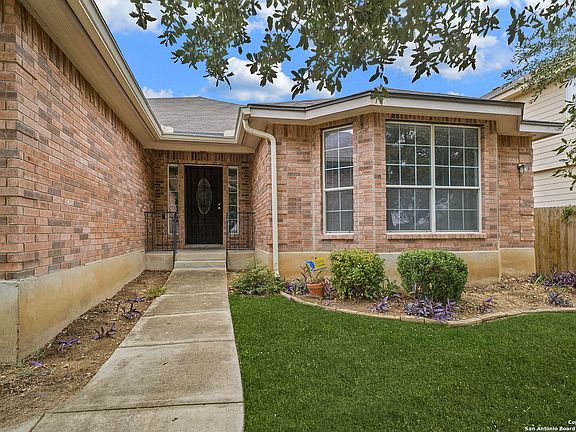 3rd image of 7722 TOUMEY OAK DR