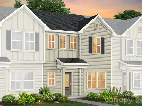 15121 Parkside Crossing Dr, Charlotte, NC 28278
