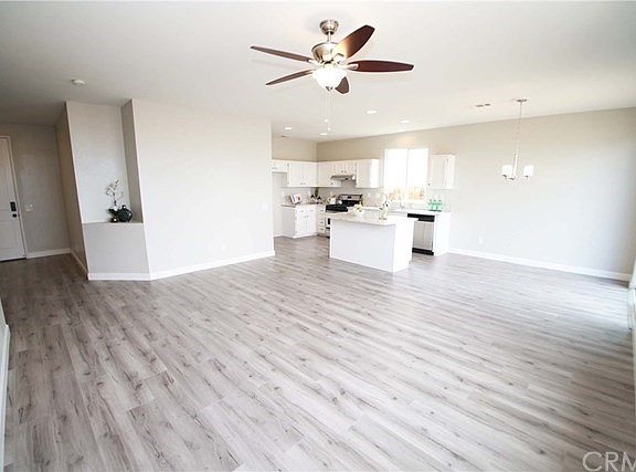 4th image of 13268 Kootenay St