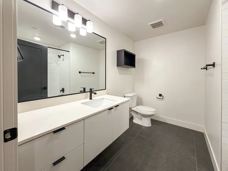 933 S Washington St #111 — Photo 20