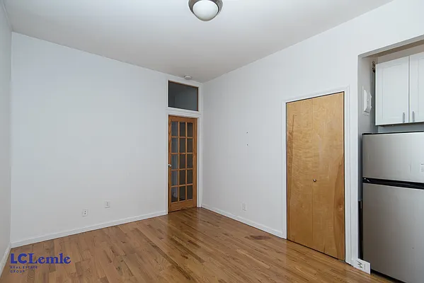 Rented by LC Lemle Real Estate Group | media 18