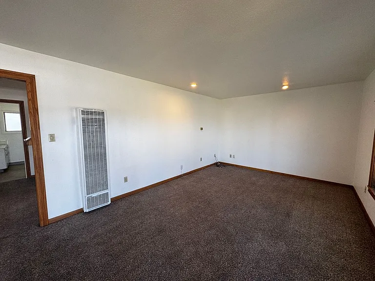1527 Santa Clara St — Photo 4