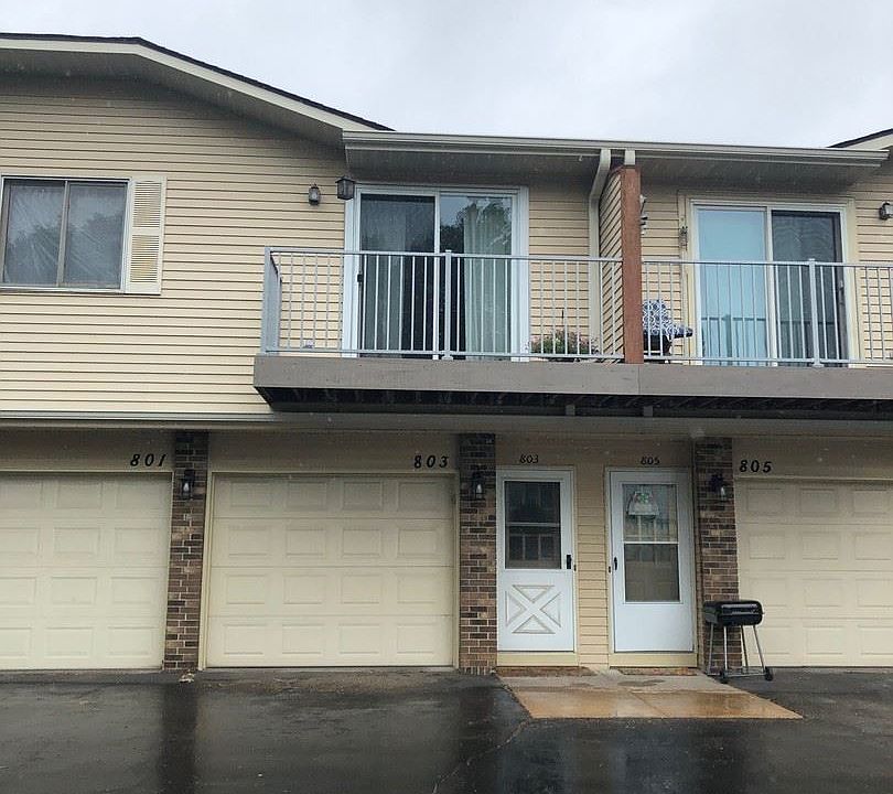 1st image of 803 Parkside Dr