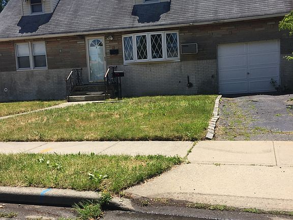 5th image of 464 Bellmore Rd