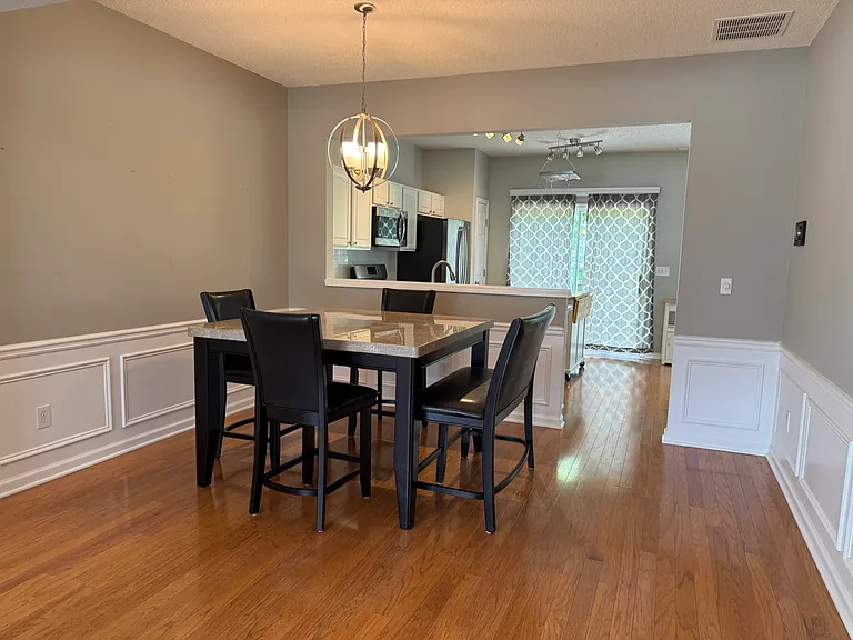 3810 Timbercreek Cir — Photo 4