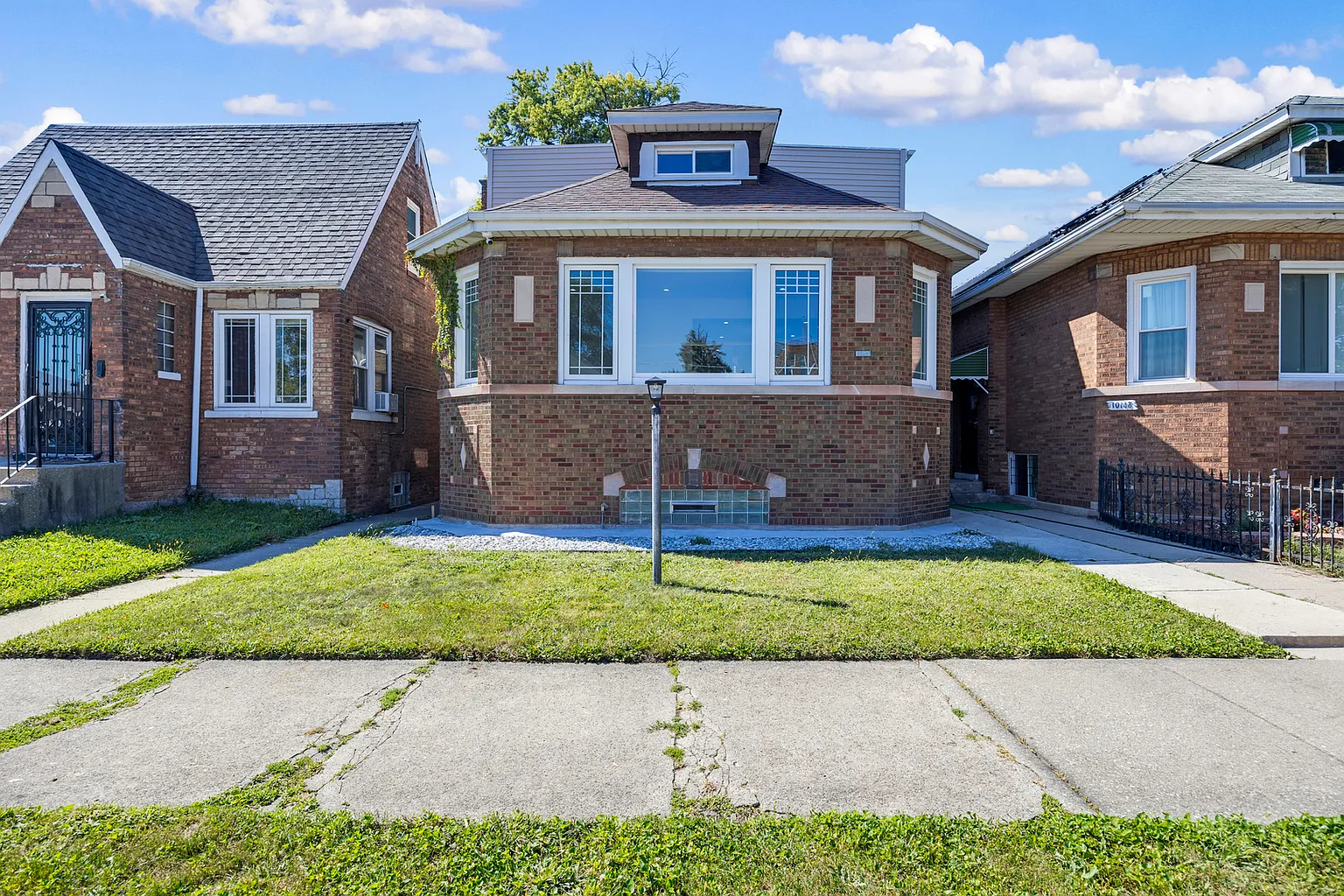 10152 S Calumet Ave photo 1