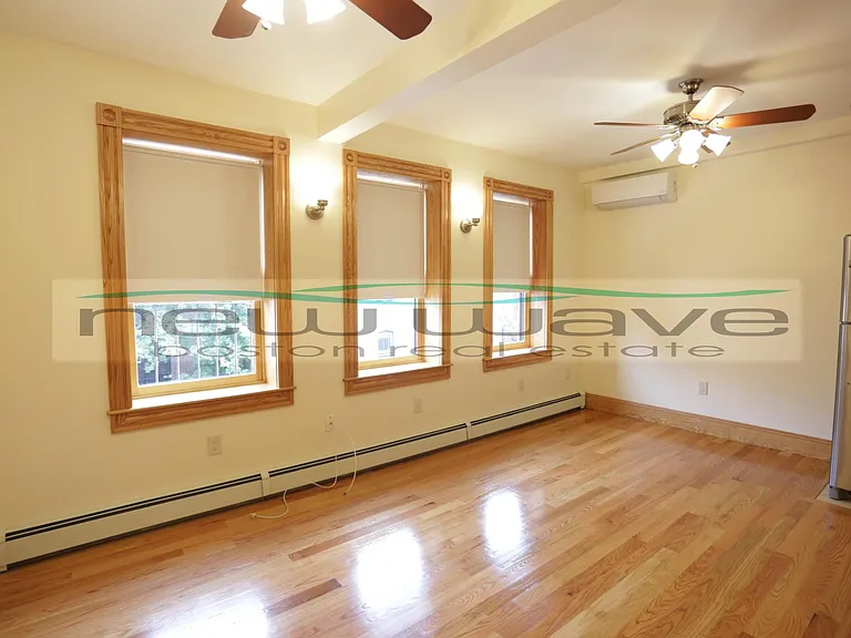137 Charles St #3 — Photo 8