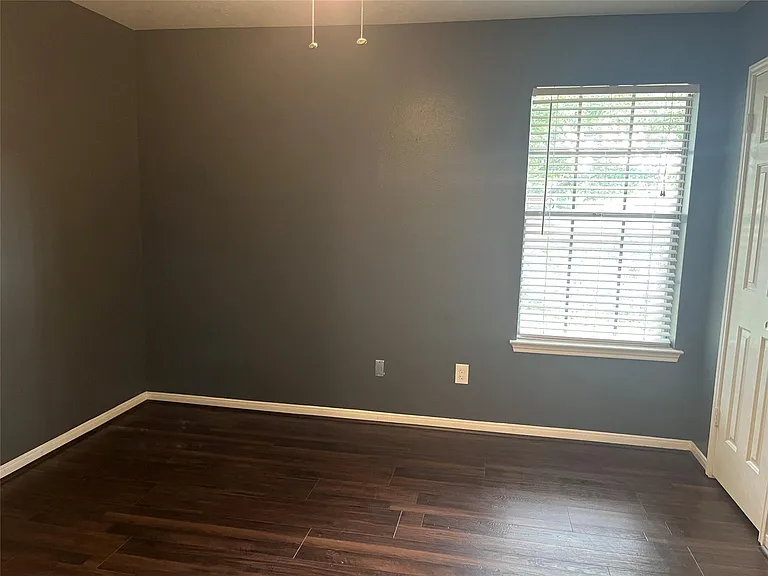11302 Meadowchase Dr — Photo 16
