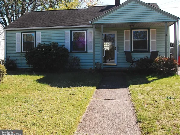 217 Woodbury Ter, Thorofare, NJ 08086