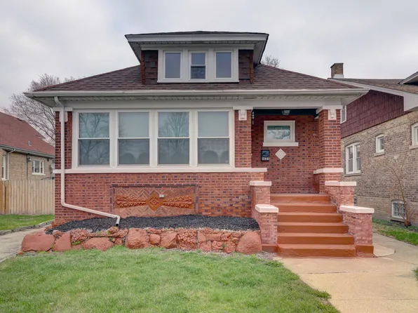 1825 S 8th Ave, Maywood, IL 60153