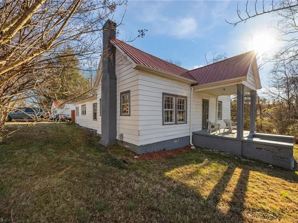 801 Whitsett Ave, Gibsonville, NC 27249