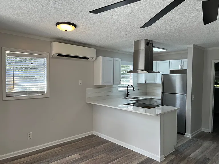 6630 Applegate St — Photo 31