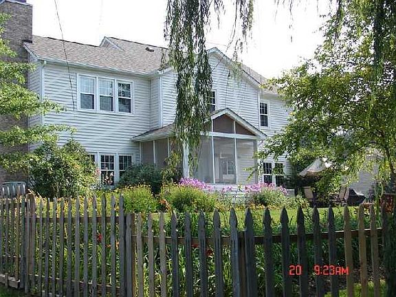 3rd image of 928 S Timber Creek Dr