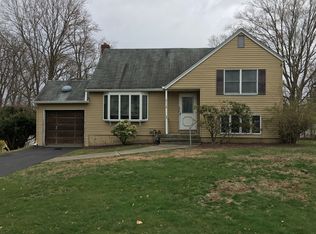 118 Ablondi Rd, Nanuet, NY 10965