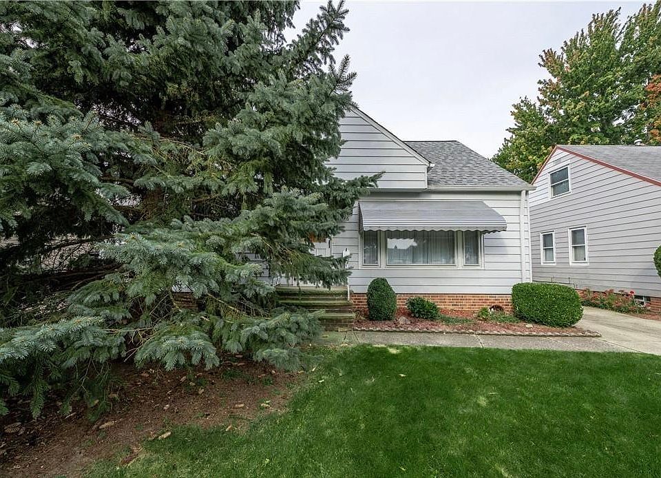 1st image of 4674 Summer Ln