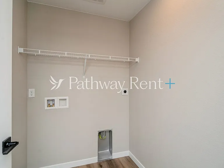 9353 Yampa Ct — Photo 16